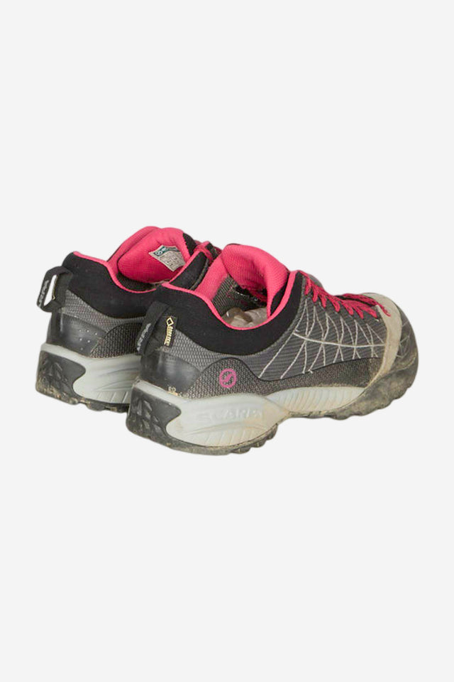 Laufschuhe & Trailrunningschuhe für Damen
