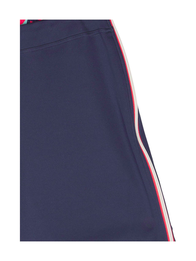 Adidas Sport Inspired Kurze Hose für Damen
